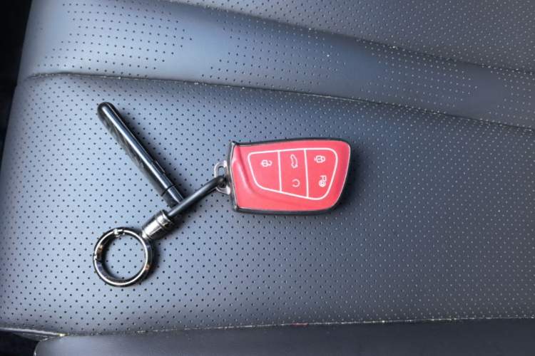 Used Dongfeng Aeolus Mage 2023 DH-i 1.5T Luxury Edition Vehicle Key