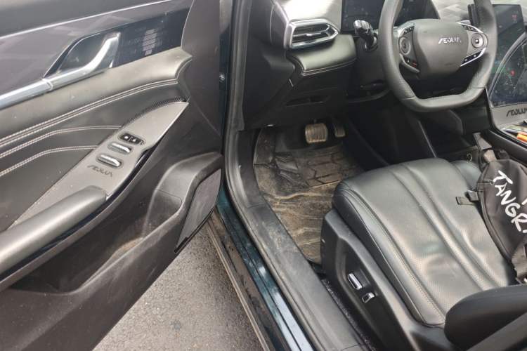 Used Dongfeng Aeolus Mage 2023 1.5T Luxury Edition Driver Seat