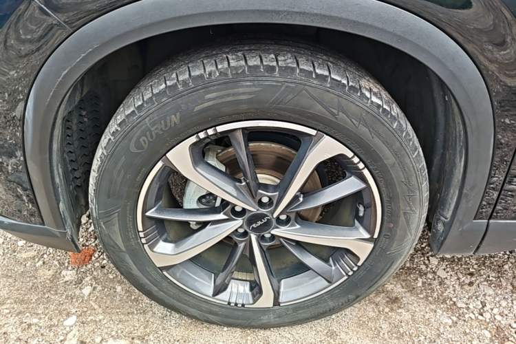Used Dongfeng Aeolus Mage 2023 DH-i 1.5T Luxury Edition Exterior 4