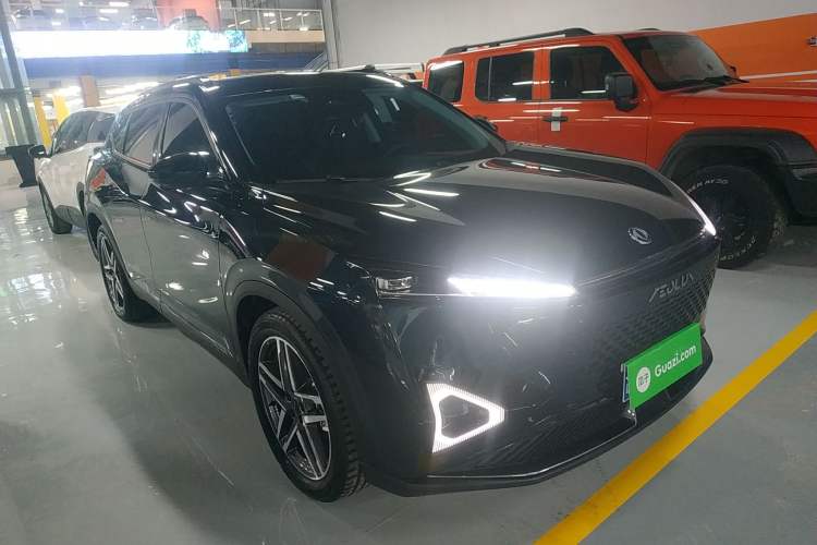 Used Dongfeng Aeolus Mage 2023 DH-i 1.5T Prestige Edition Front Right 45 Deg
