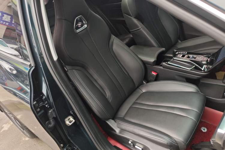 Used Dongfeng Aeolus Mage 2023 DH-i 1.5T Prestige Edition Right Front Seat