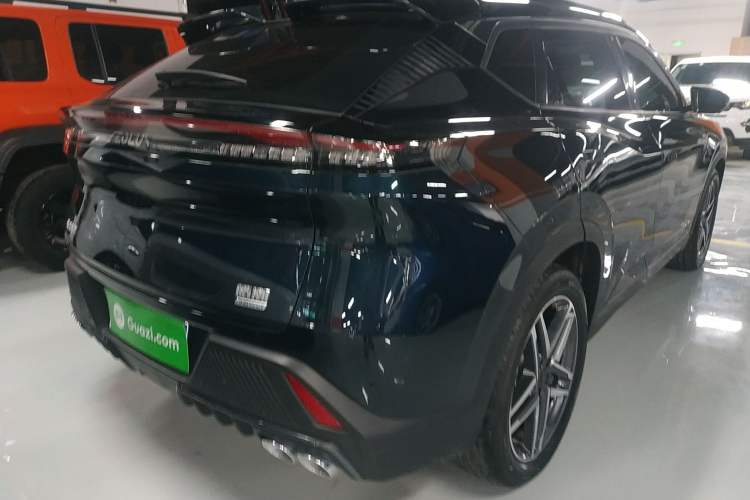 Used Dongfeng Aeolus Mage 2023 DH-i 1.5T Prestige Edition Right Rear Taillight