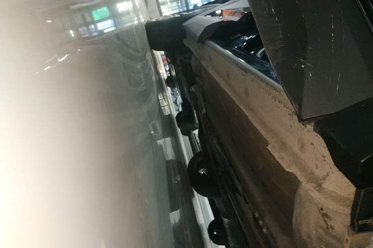Used Dongfeng Aeolus Mage 2023 DH-i 1.5T Prestige Edition Right Side Sill
