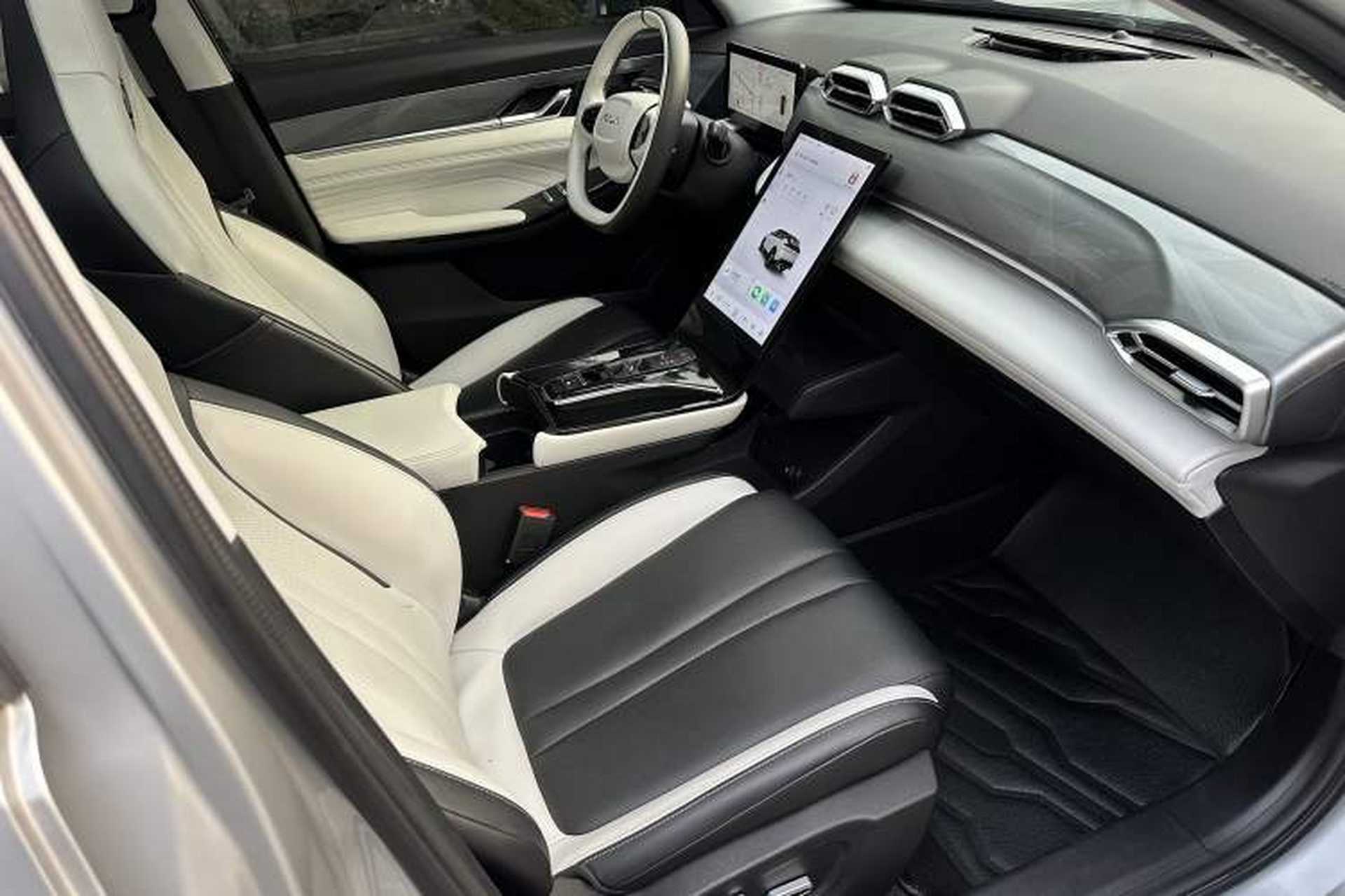 Used Dongfeng Aeolus Mage 2023 DH-i 1.5T Prestige Edition Interior 5