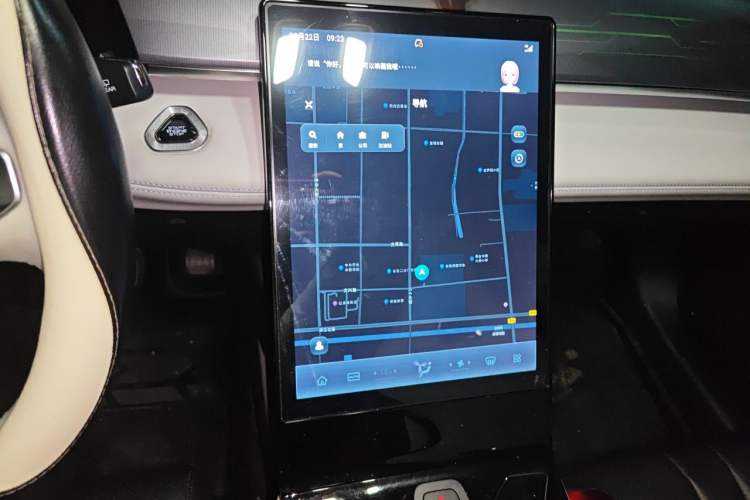Used Dongfeng Aeolus Mage 2023 DH-i 1.5T Prestige Edition Audio And AC Panel