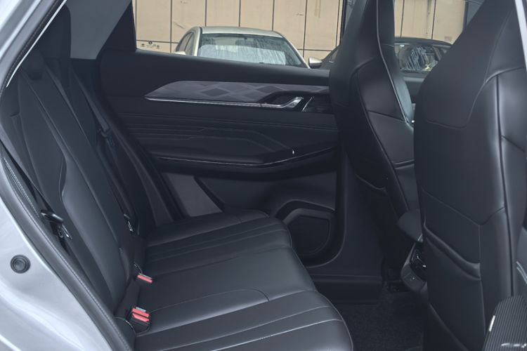Used Dongfeng Aeolus Mage 2023 1.5T Luxury Edition Interior 3