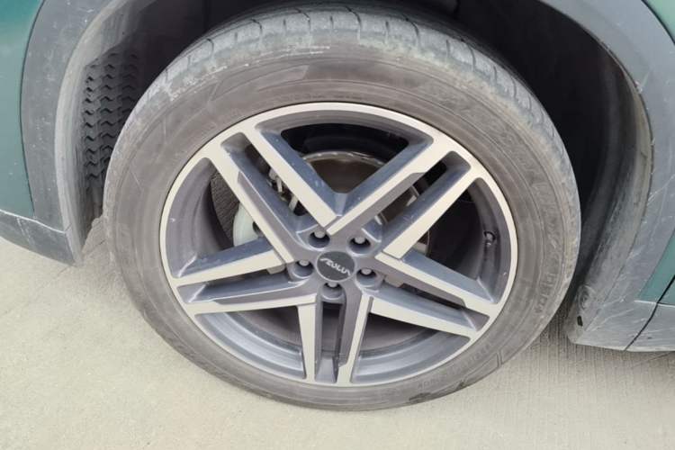 Used Dongfeng Aeolus Mage 2023 DH-i 1.5T Prestige Edition Left Front Wheel Hub