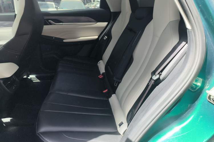 Used Dongfeng Aeolus Mage 2023 1.5T Prestige Edition Left Rear Seat