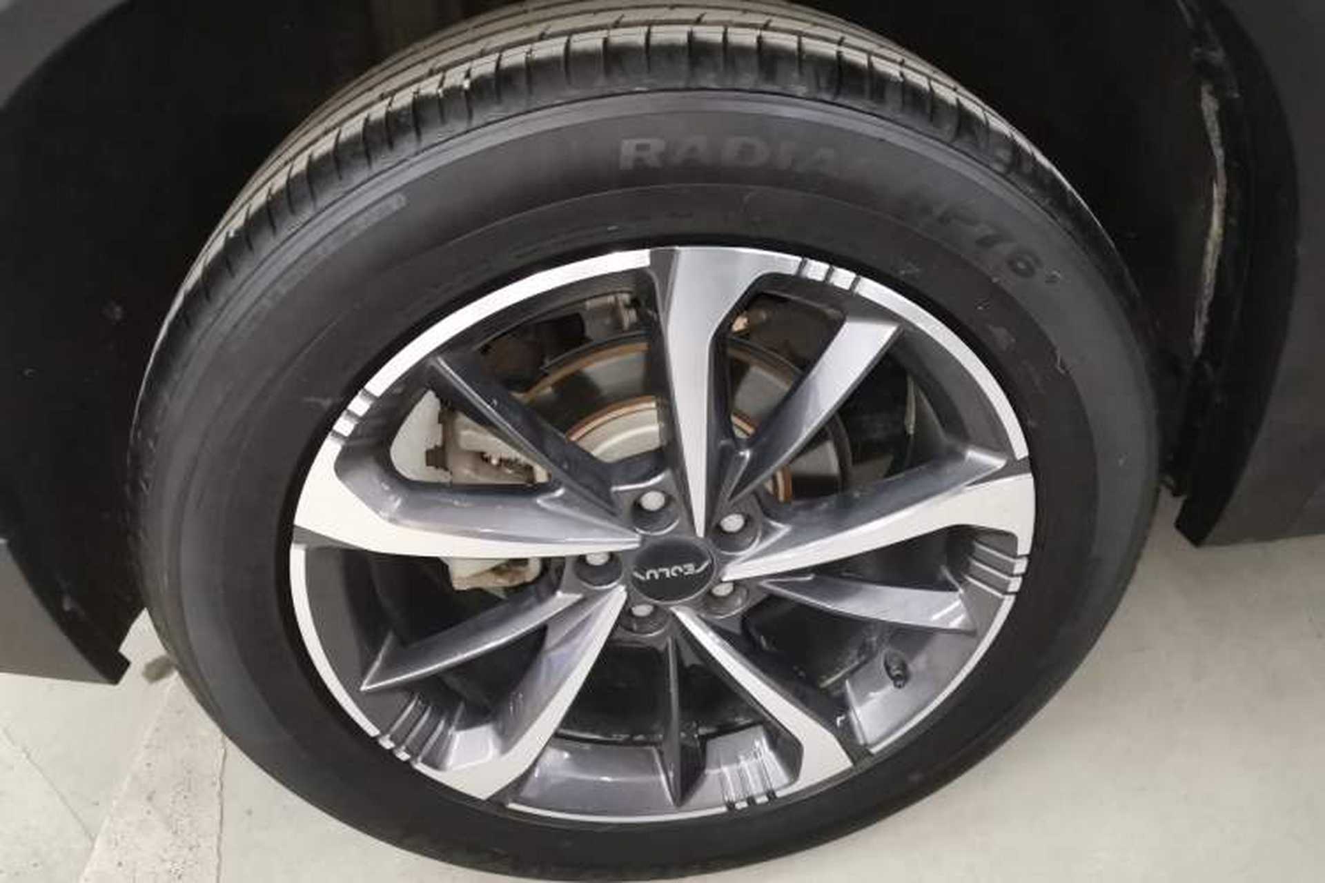 Used Dongfeng Aeolus Mage 2023 1.5T Luxury Edition Right Rear Wheel Hub