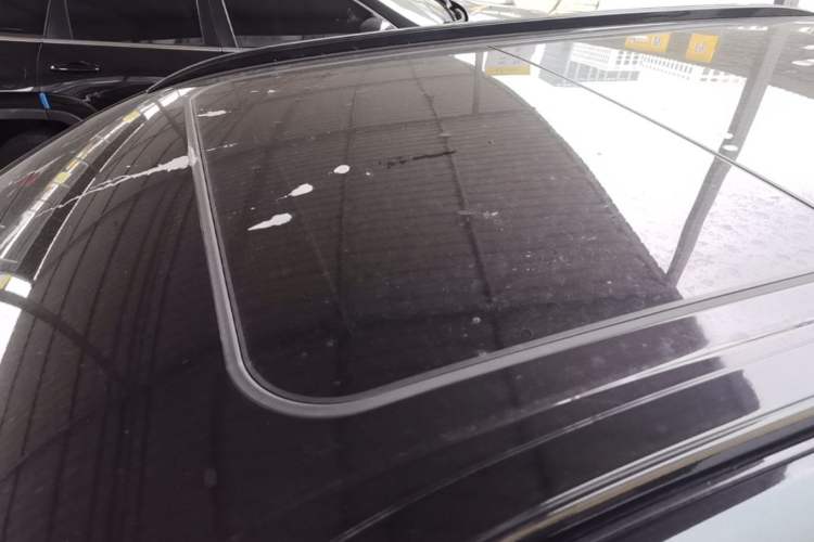 Used Dongfeng Aeolus Mage 2023 DH-i 1.5T Prestige Edition Roof