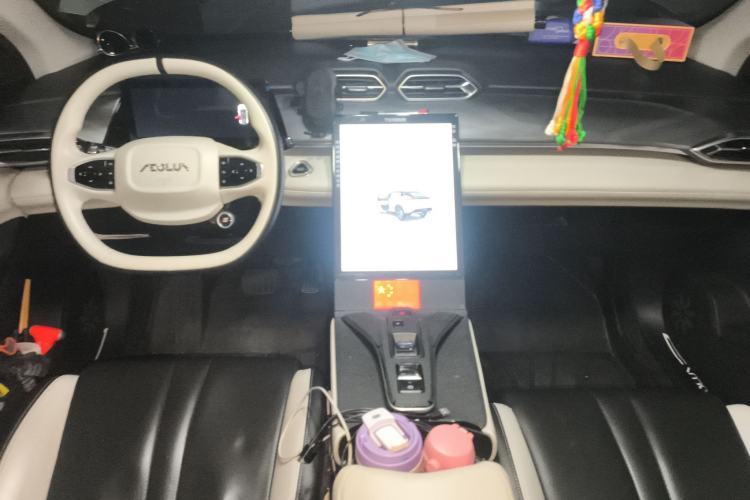 Used Dongfeng Aeolus Mage 2023 DH-i 1.5T Prestige Edition Center Console