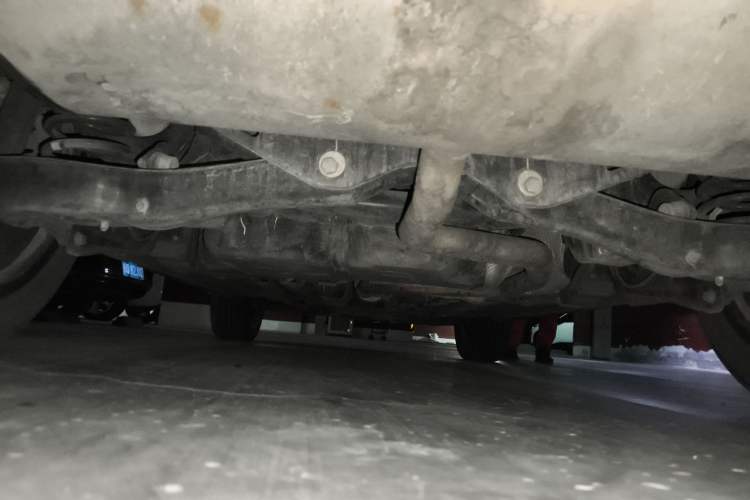 Used Dongfeng Aeolus Mage 2023 DH-i 1.5T Prestige Edition Chassis Rear
