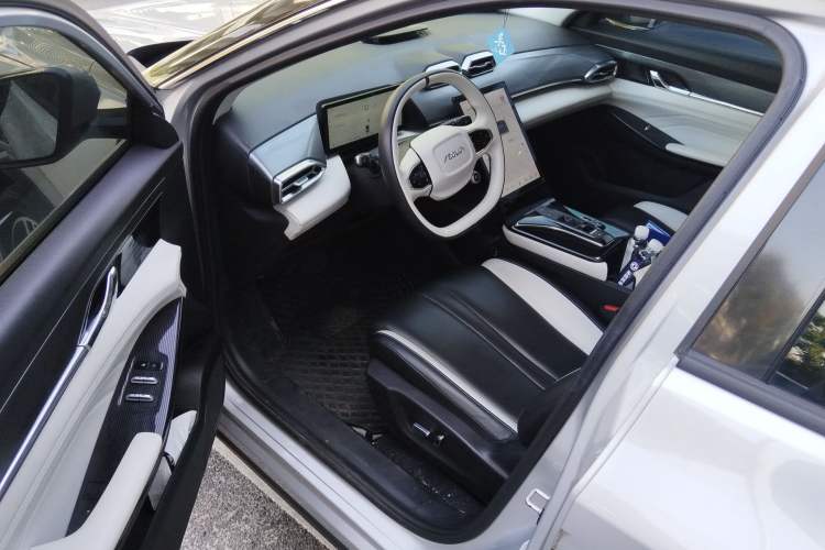 Used Dongfeng Aeolus Mage 2023 DH-i 1.5T Prestige Edition Driver Seat
