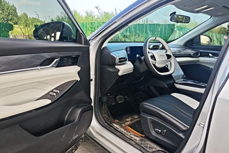 Used Dongfeng Aeolus Mage 2023 DH-i 1.5T Luxury Edition Driver Seat