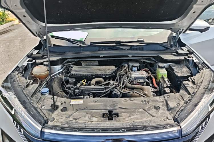 Used Dongfeng Aeolus Mage 2023 DH-i 1.5T Luxury Edition Engine Bay