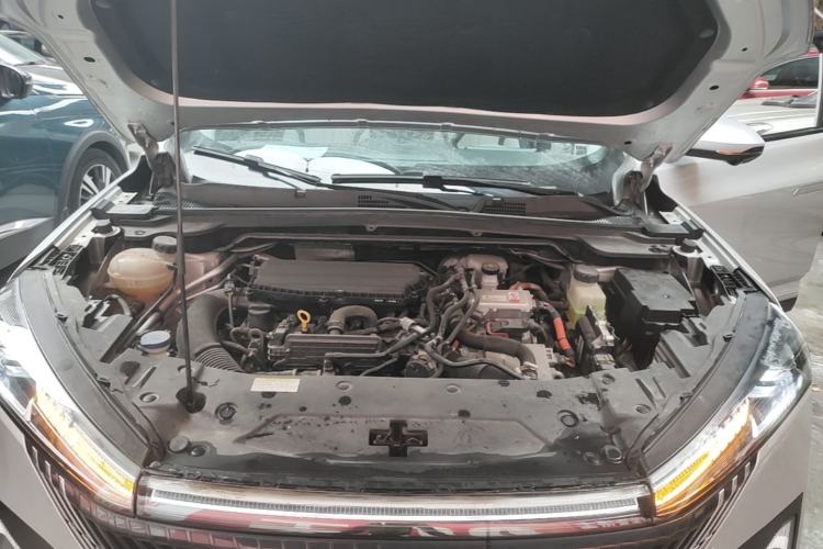 Used Dongfeng Aeolus Mage 2023 DH-i 1.5T Prestige Edition Engine Bay