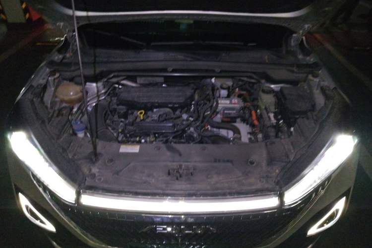 Used Dongfeng Aeolus Mage 2023 DH-i 1.5T Luxury Edition Engine Bay