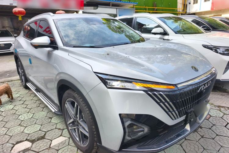 Used Dongfeng Aeolus Mage 2023 DH-i 1.5T Prestige Edition Front Right 45 Deg