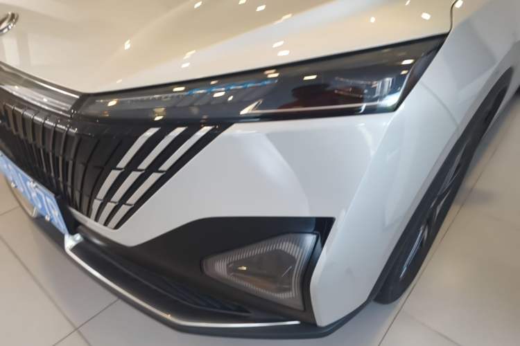 Used Dongfeng Aeolus Mage 2023 DH-i 1.5T Prestige Edition Left Front Headlight