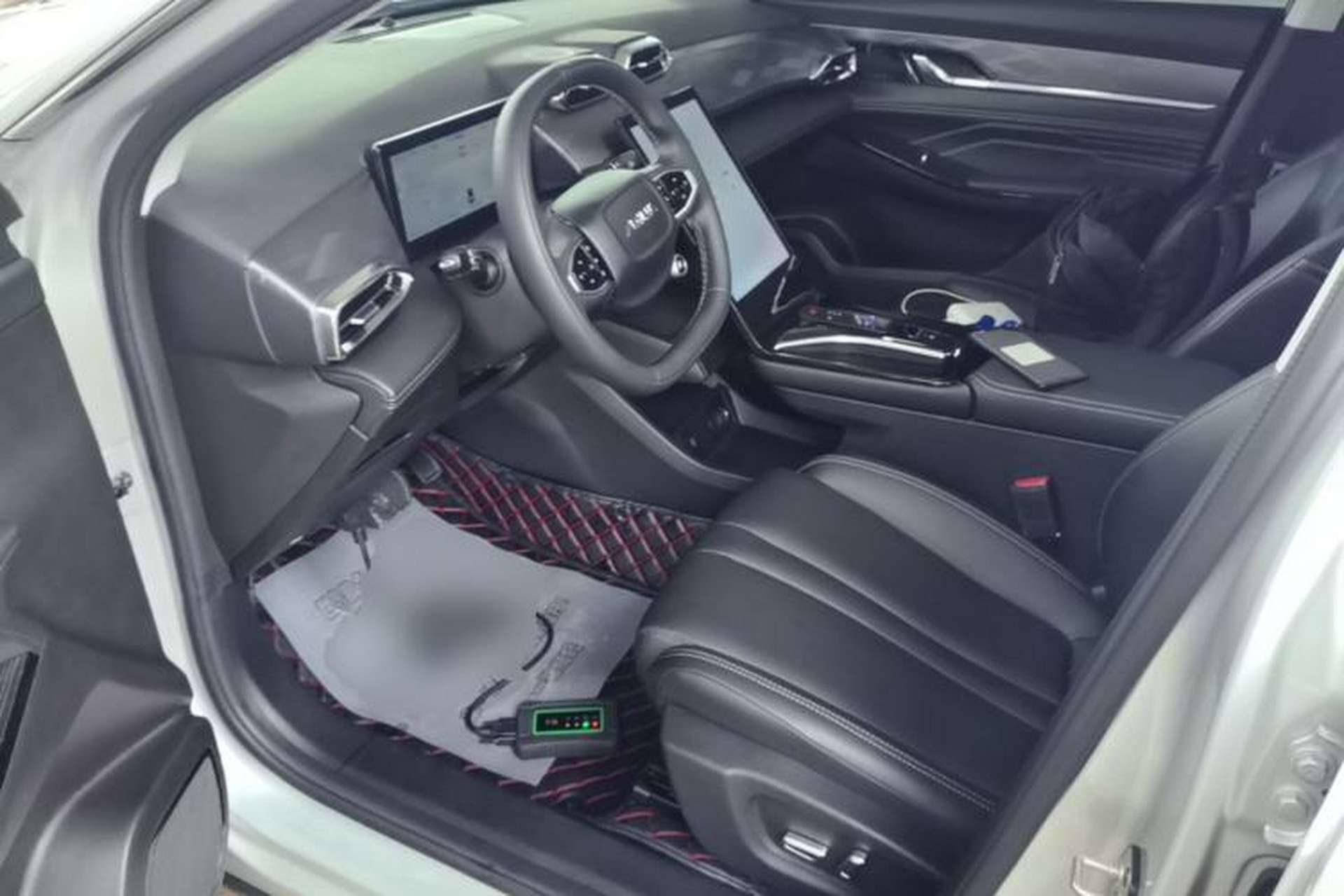 Used Dongfeng Aeolus Mage 2023 DH-i 1.5T Luxury Edition Left Front Seat