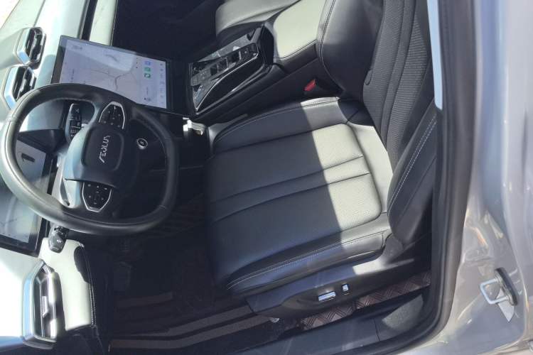 Used Dongfeng Aeolus Mage 2023 DH-i 1.5T Prestige Edition Left Front Seat