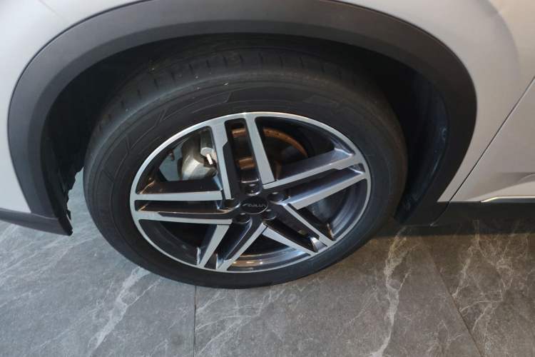 Used Dongfeng Aeolus Mage 2023 DH-i 1.5T Prestige Edition Left Front Wheel Hub