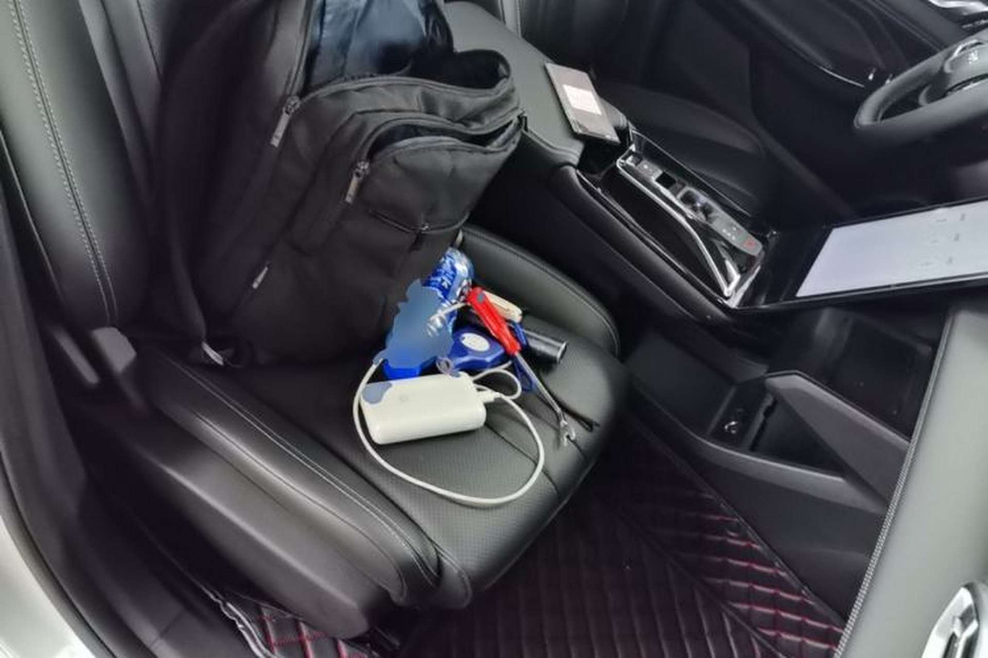Used Dongfeng Aeolus Mage 2023 DH-i 1.5T Luxury Edition Right Front Seat