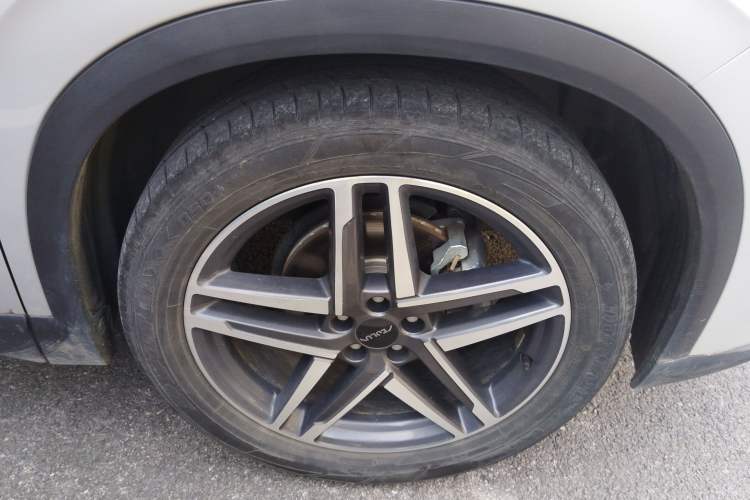 Used Dongfeng Aeolus Mage 2023 DH-i 1.5T Prestige Edition Right Front Wheel Hub