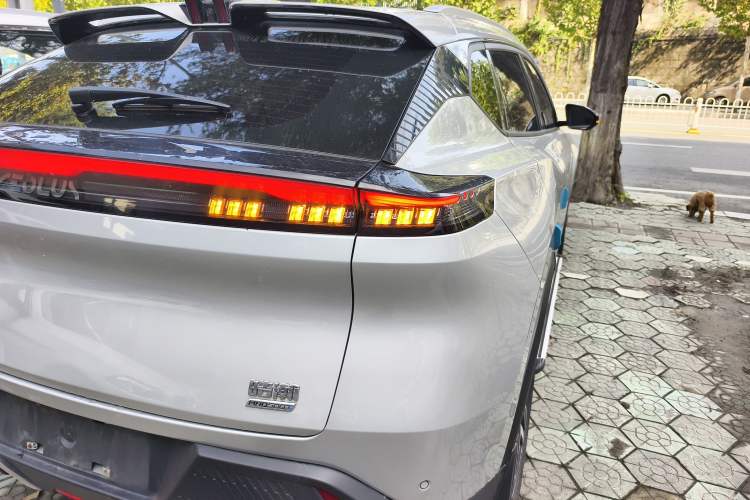 Used Dongfeng Aeolus Mage 2023 DH-i 1.5T Prestige Edition Right Rear Taillight