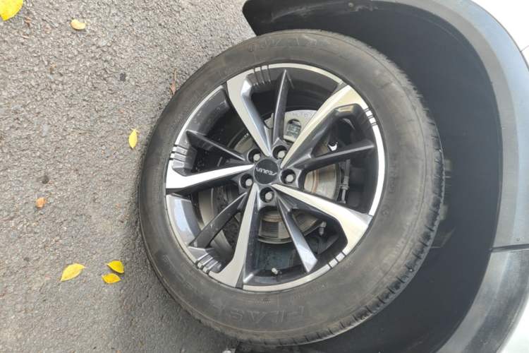 Used Dongfeng Aeolus Mage 2023 DH-i 1.5T Luxury Edition Right Rear Wheel Hub