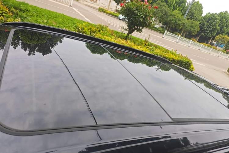 Used Dongfeng Aeolus Mage 2023 DH-i 1.5T Luxury Edition Roof