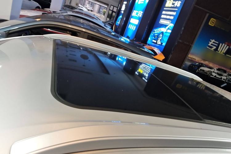 Used Dongfeng Aeolus Mage 2023 DH-i 1.5T Luxury Edition Roof