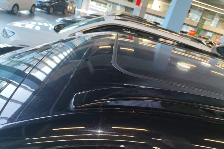 Used Dongfeng Aeolus Mage 2023 DH-i 1.5T Prestige Edition Roof