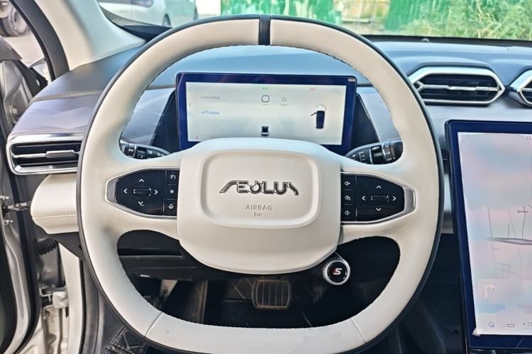 Used Dongfeng Aeolus Mage 2023 DH-i 1.5T Luxury Edition Steering Wheel