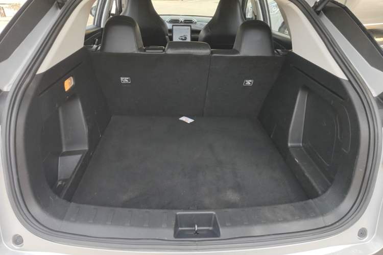 Used Dongfeng Aeolus Mage 2023 DH-i 1.5T Luxury Edition Trunk
