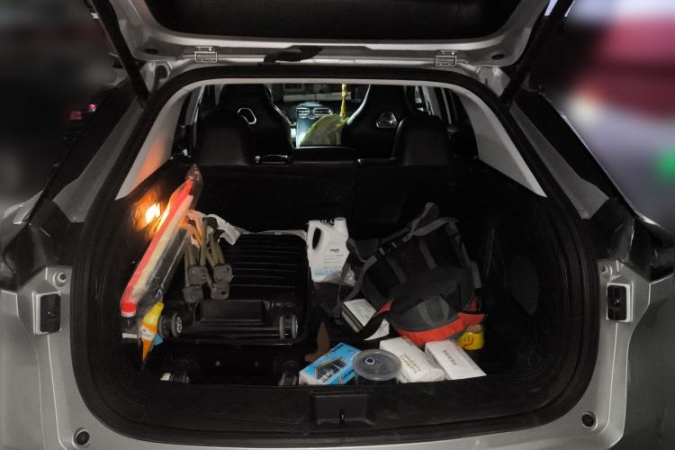 Used Dongfeng Aeolus Mage 2023 DH-i 1.5T Prestige Edition Trunk