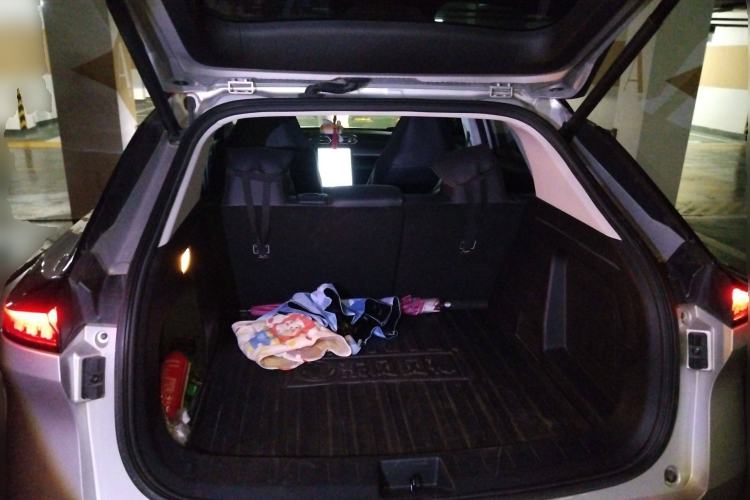Used Dongfeng Aeolus Mage 2023 DH-i 1.5T Luxury Edition Trunk