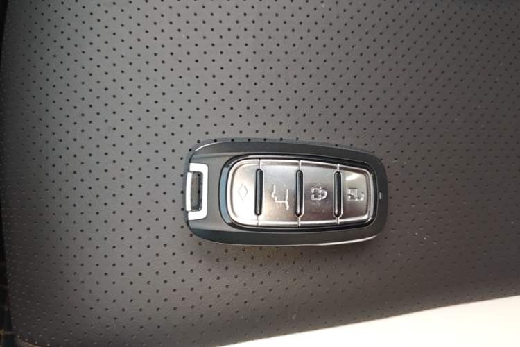 Used Dongfeng Aeolus Mage 2023 DH-i 1.5T Luxury Edition Vehicle Key