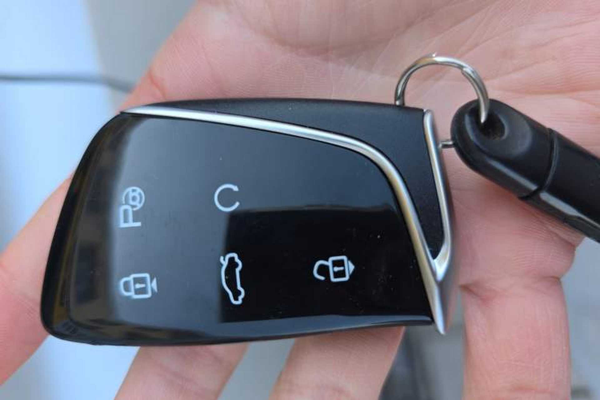 Used Dongfeng Aeolus Mage 2023 DH-i 1.5T Prestige Edition Vehicle Key