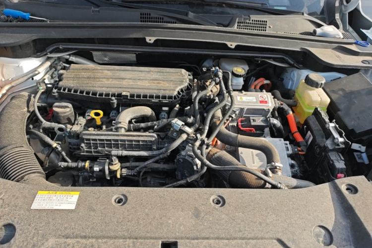 Used Dongfeng Aeolus Mage 2023 DH-i 1.5T Luxury Edition Engine Bay