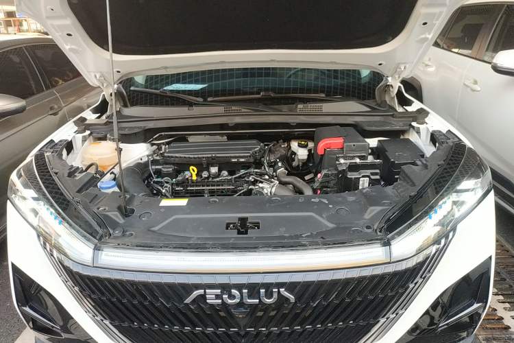 Used Dongfeng Aeolus Mage 2023 1.5T Luxury Edition Engine Bay