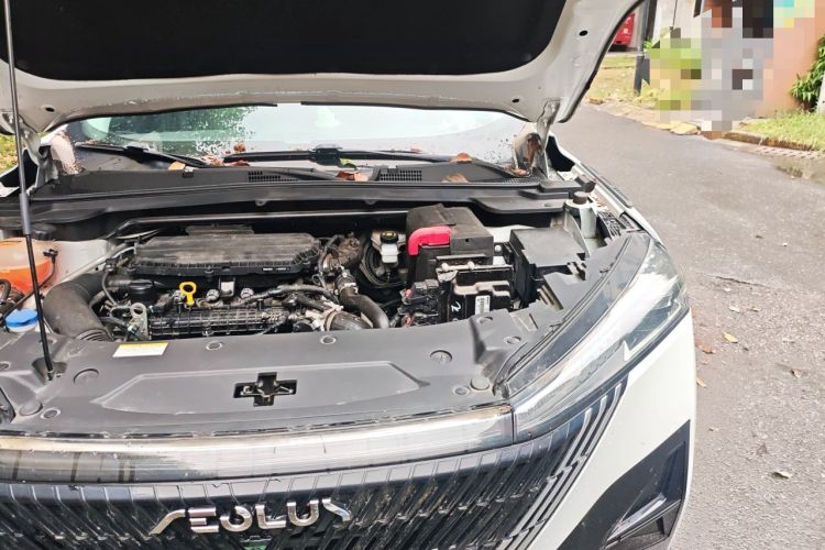 Used Dongfeng Aeolus Mage 2023 1.5T Luxury Edition Engine Bay Left