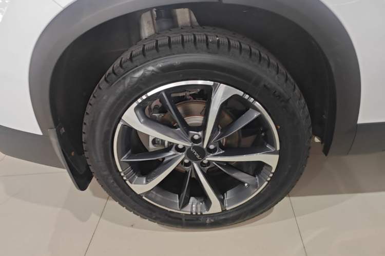Used Dongfeng Aeolus Mage 2023 DH-i 1.5T Luxury Edition Exterior 5