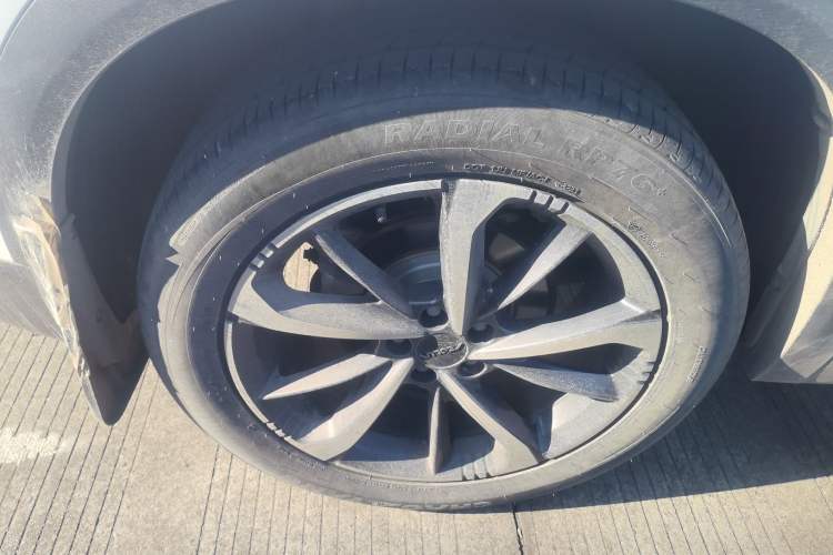 Used Dongfeng Aeolus Mage 2023 1.5T Luxury Edition Exterior 8