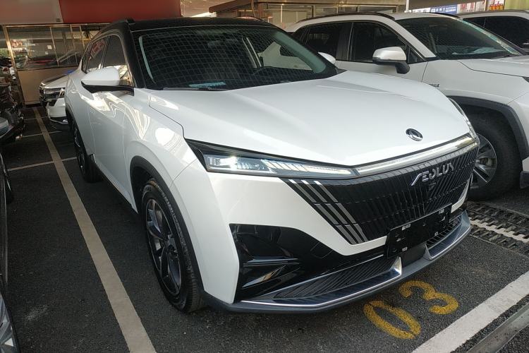 Used Dongfeng Aeolus Mage 2023 1.5T Luxury Edition Front Right 45 Deg