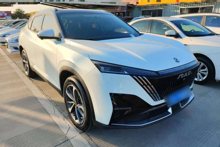 Used Dongfeng Aeolus Mage 2023 1.5T Luxury Edition Front Right 45 Deg