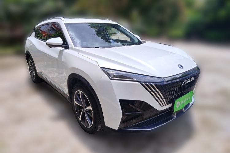 Used Dongfeng Aeolus Mage 2023 1.5T Luxury Edition Front Right 45 Deg