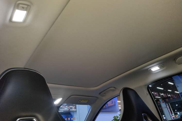 Used Dongfeng Aeolus Mage 2023 DH-i 1.5T Prestige Edition Headliner