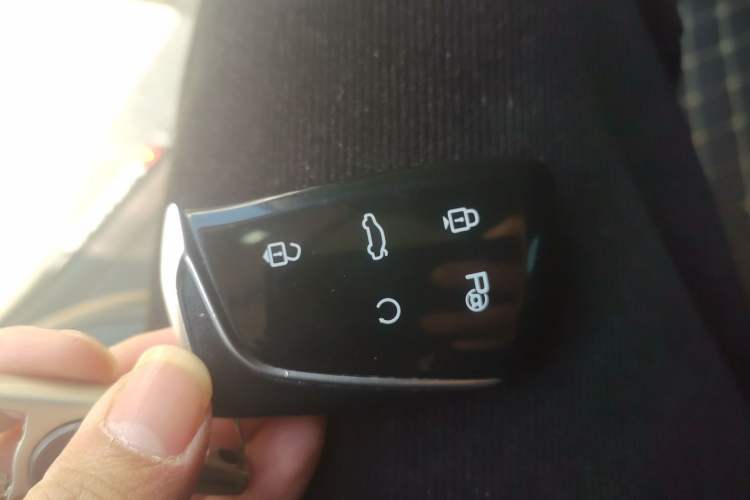 Used Dongfeng Aeolus Mage 2023 1.5T Luxury Edition Interior 1