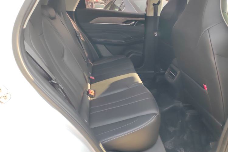 Used Dongfeng Aeolus Mage 2023 DH-i 1.5T Luxury Edition Interior 3